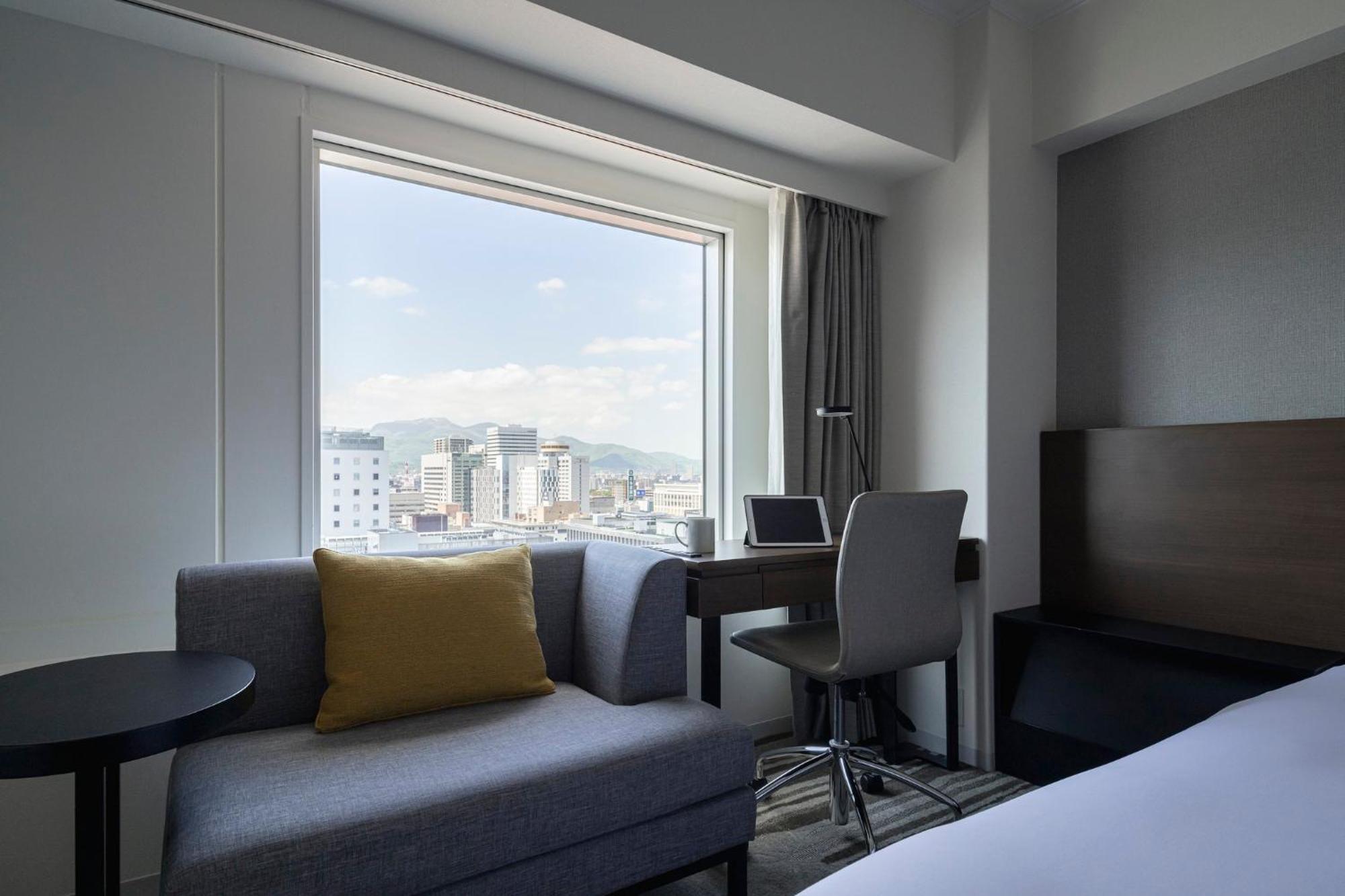 Ana Crowne Plaza Sapporo By Ihg Hotell Exteriör bild